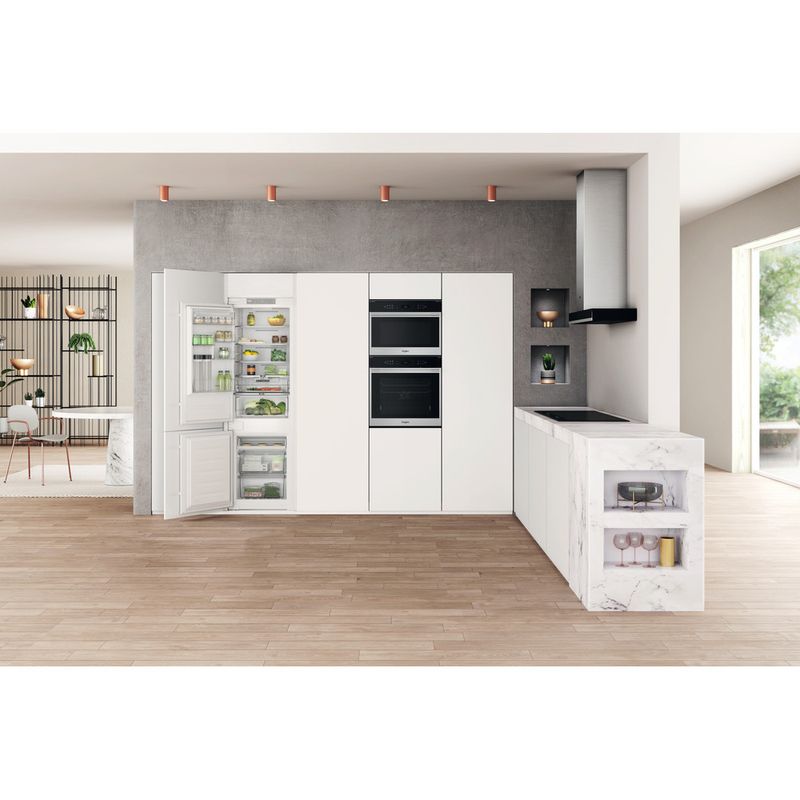 Whirlpool Combinazione Frigorifero/Congelatore Da incasso WHC18 T323 Bianco 2 porte Lifestyle frontal open
