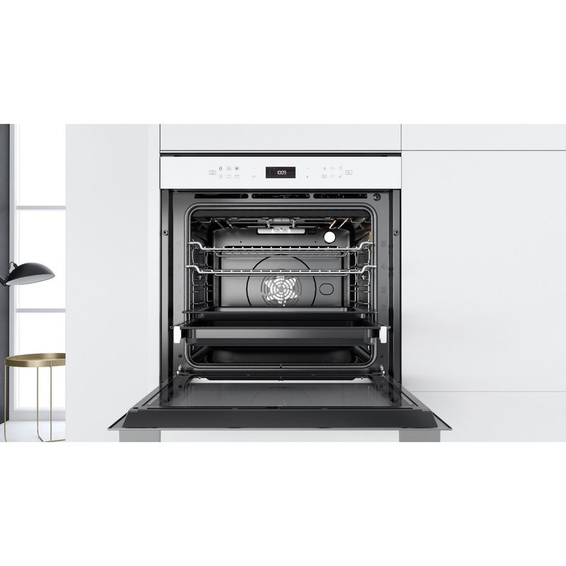 Whirlpool Forno Da incasso W7 OM4 4S1 P WH Elettrico A+ Lifestyle frontal open