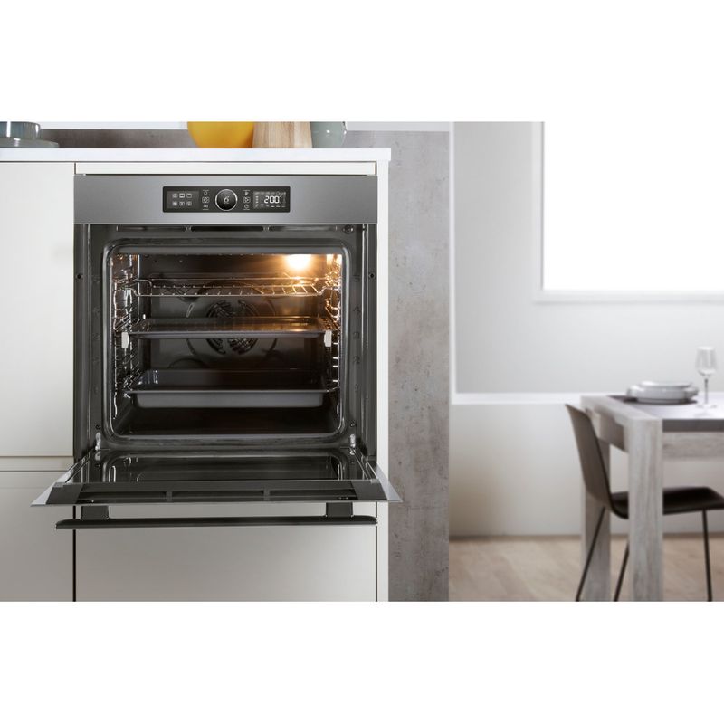 Whirlpool Forno Da incasso OAKZ9 6200 CS IX Elettrico A+ Lifestyle frontal open