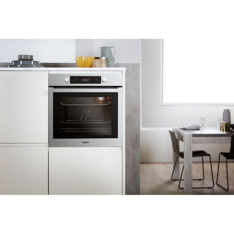 Whirlpool-Forno-Da-incasso-OAKZ9-1395-P-IX-Elettrico-A--Lifestyle-frontal