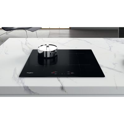 Whirlpool-Piano-cottura-WS-Q2160-NE-Nero-Induction-vitroceramic-Lifestyle-frontal-top-down
