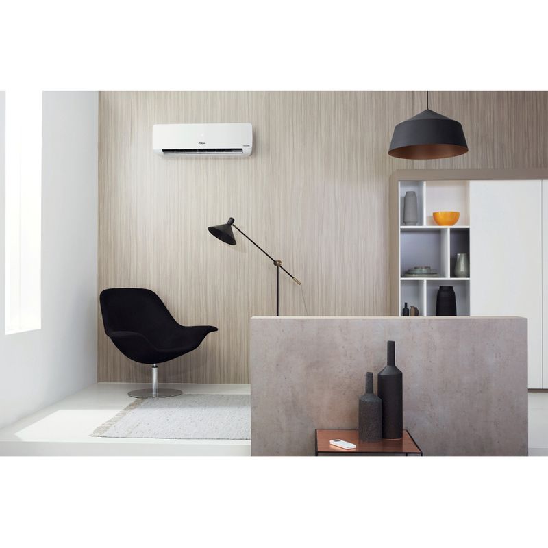Whirlpool-Condizionatore-FM09IDU32-Non-disponibile-Inverter-Bianco-Lifestyle-frontal-open