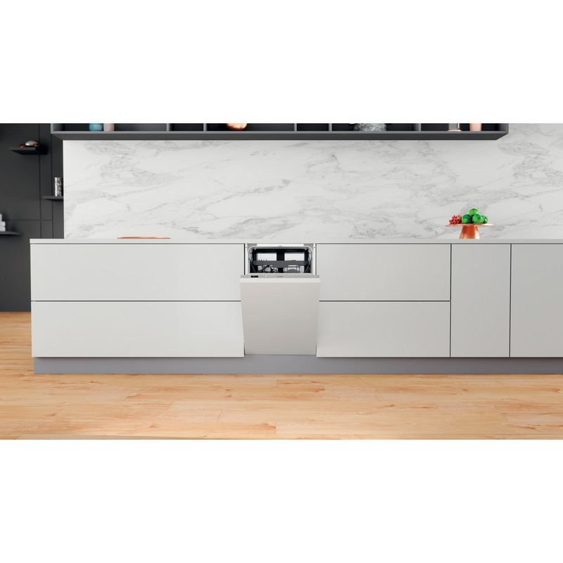 Whirlpool Lavastoviglie Da incasso WSIC 3M27 C Totalmente integrato E Lifestyle frontal