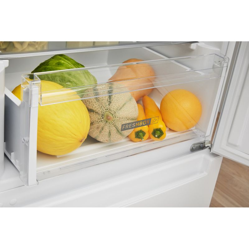 Whirlpool-Combinazione-Frigorifero-Congelatore-A-libera-installazione-W5-821E-W-2-Bianchi-2-porte-Lifestyle-detail