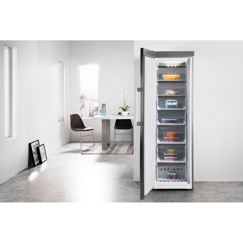 Whirlpool Congelatore A libera installazione UW8 F2D XBI N 2 Optic Inox Lifestyle frontal open