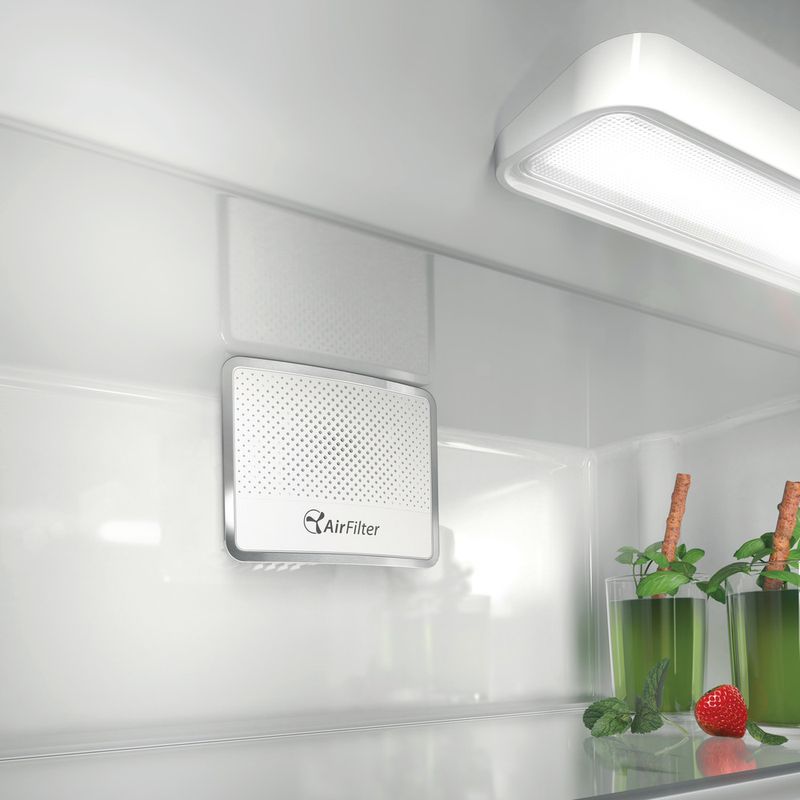 Whirlpool-Combinazione-Frigorifero-Congelatore-Da-incasso-SP40-801--LH-1-Bianco-2-porte-Lifestyle-detail