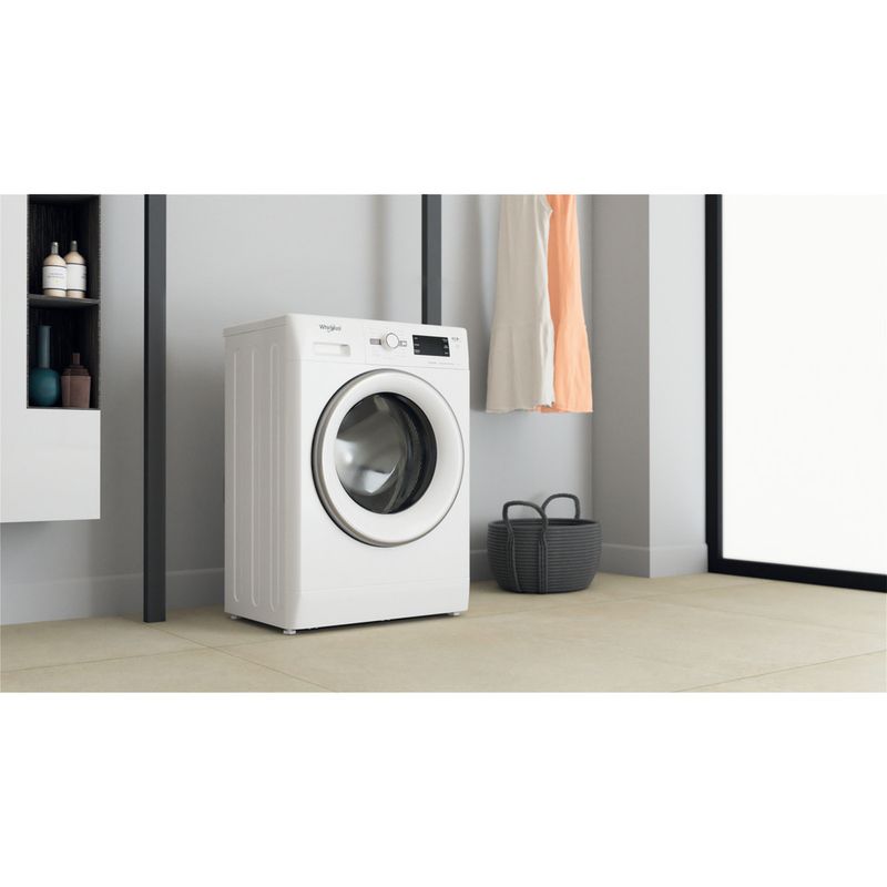 Whirlpool-Lavabiancheria-A-libera-installazione-FSB-723V-S-IT-N-Bianco-Carica-frontale-D-Lifestyle-perspective