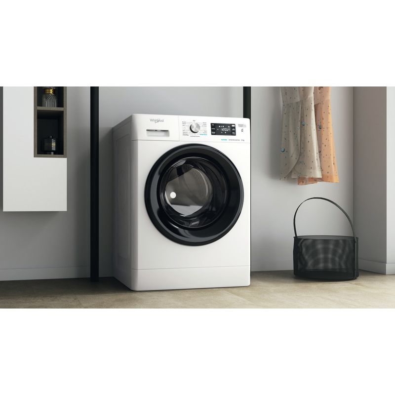 Whirlpool Lavabiancheria A libera installazione FFB D95 BV IT Bianco Carica frontale B Lifestyle perspective