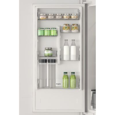 Whirlpool-Combinazione-Frigorifero-Congelatore-Da-incasso-WHC20-T121-Bianco-2-porte-Lifestyle-detail