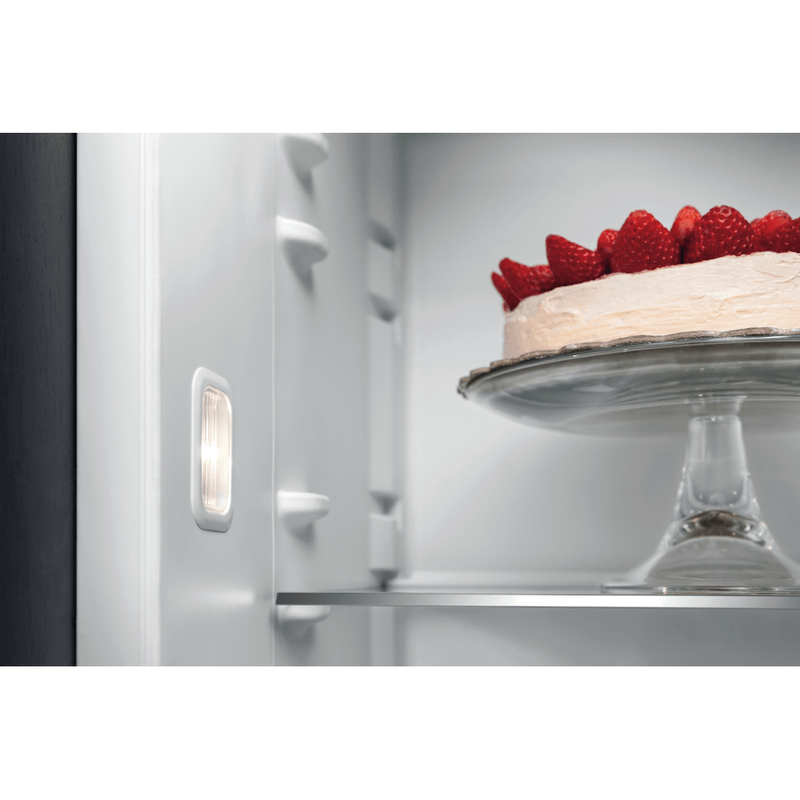 Whirlpool-Frigorifero-Da-incasso-ARG-18481-A---SF-Bianco-Lifestyle-detail