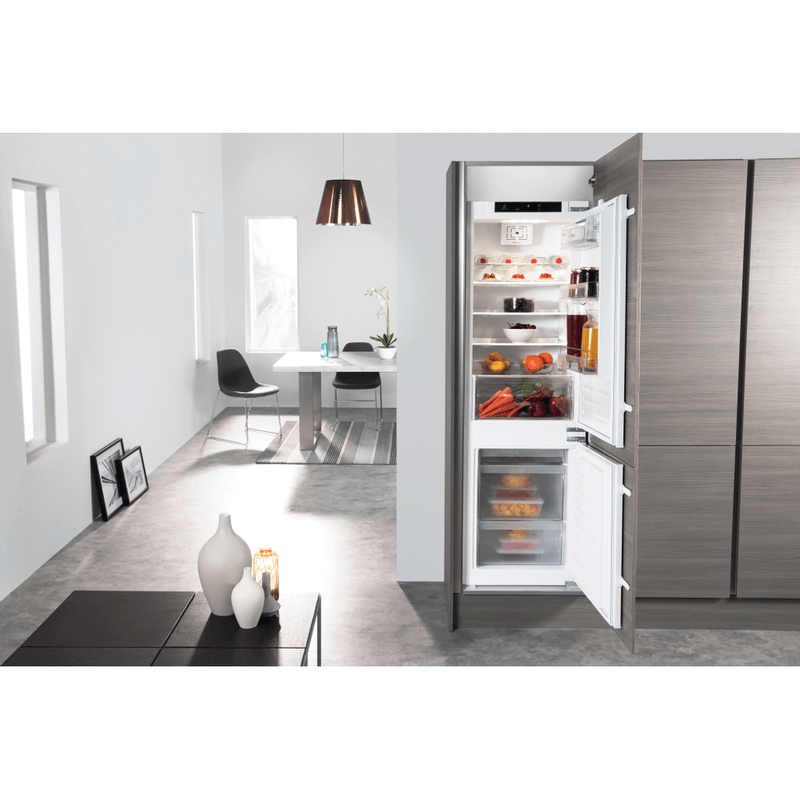 Whirlpool-Combinazione-Frigorifero-Congelatore-Da-incasso-ART-7811-A--Inox-2-porte-Lifestyle-frontal-open