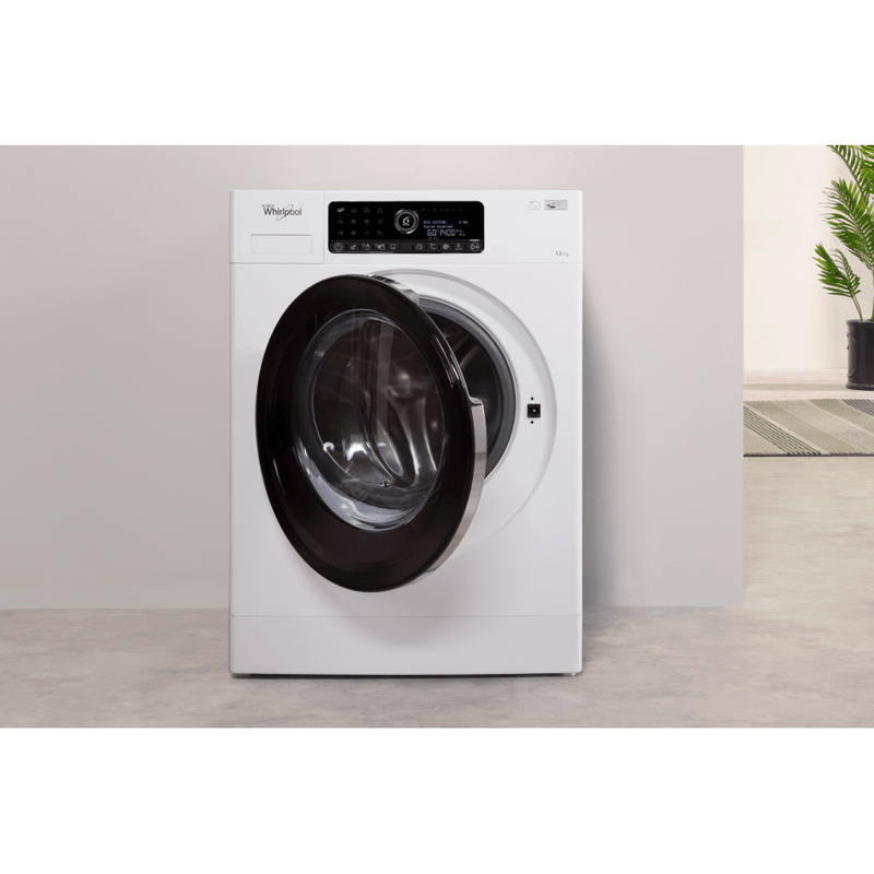 Whirlpool-Lavabiancheria-A-libera-installazione-FSCR12443-Bianco-Carica-frontale-A----Lifestyle-frontal-open