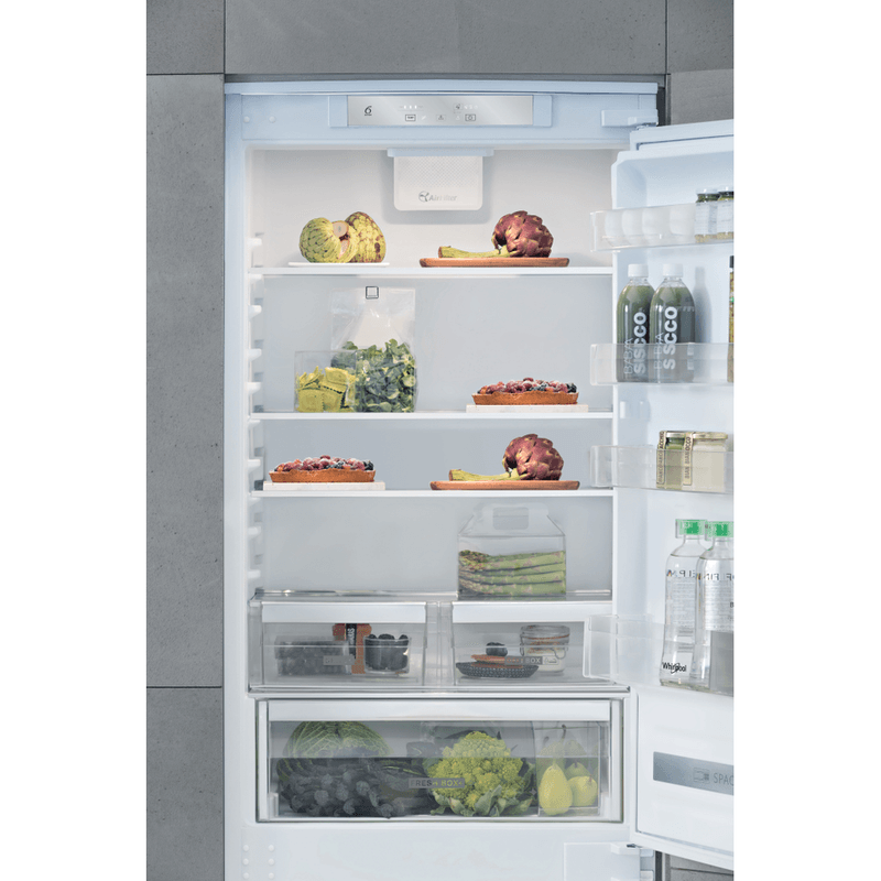 Whirlpool-Combinazione-Frigorifero-Congelatore-Da-incasso-SP40-800-Bianco-2-porte-Lifestyle-frontal-open