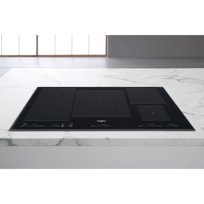 Whirlpool-Piano-cottura-WT-1090-BA-Nero-Induction-vitroceramic-Lifestyle-frontal-top-down