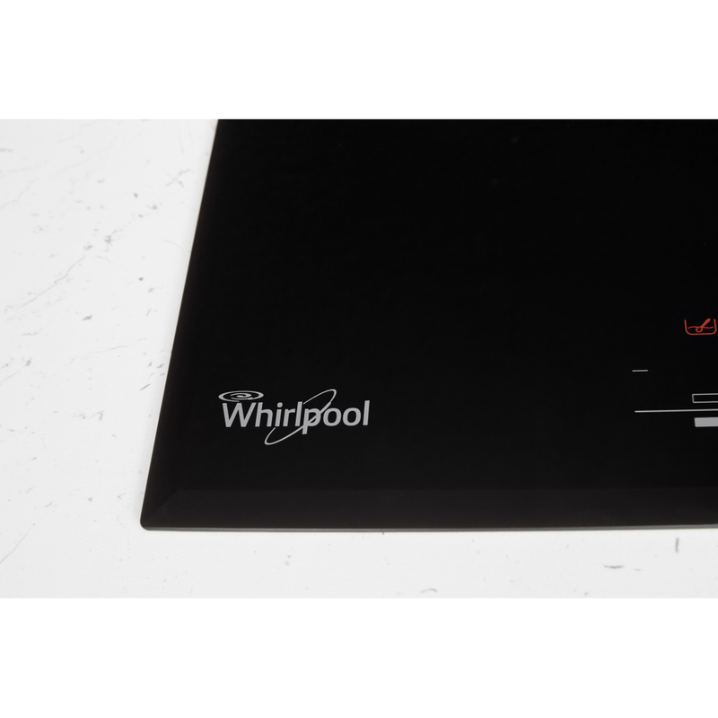 Whirlpool-Piano-cottura-ACM-918-BA-Nero-Induction-vitroceramic-Lifestyle-detail