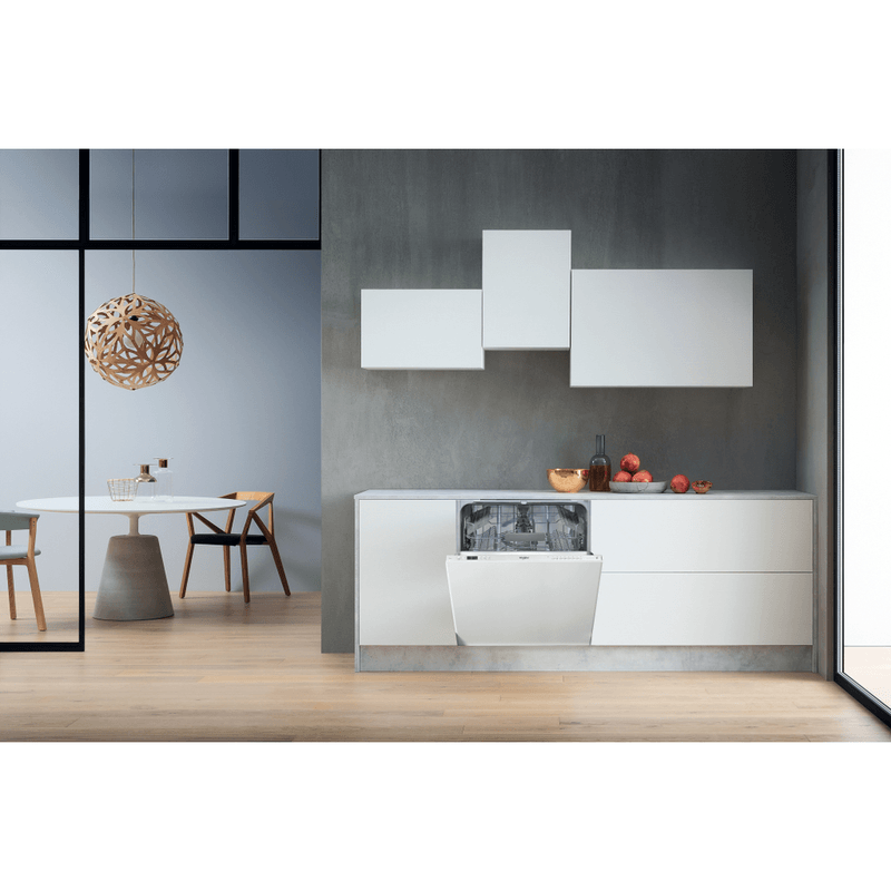 Whirlpool-Lavastoviglie-Da-incasso-WRIC-3C26-Totalmente-integrato-A---Lifestyle-frontal