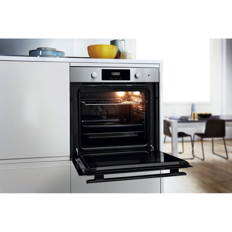 Whirlpool-Forno-Da-incasso-OAKP9-7451-H-IX-Elettrico-A-Lifestyle-perspective-open