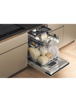 Whirlpool-Lavastoviglie-Da-incasso-W7I-HF60-TU-Totalmente-integrato-A-Lifestyle-perspective-open