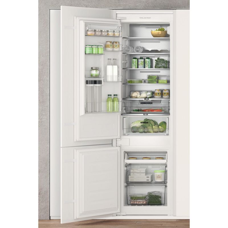 Whirlpool Combinazione Frigorifero/Congelatore Da incasso WHC20 T152 Bianco 2 porte Lifestyle frontal open