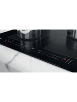 Whirlpool-Piano-cottura-WF-S8865-NE-Nero-Induction-vitroceramic-Lifestyle-control-panel