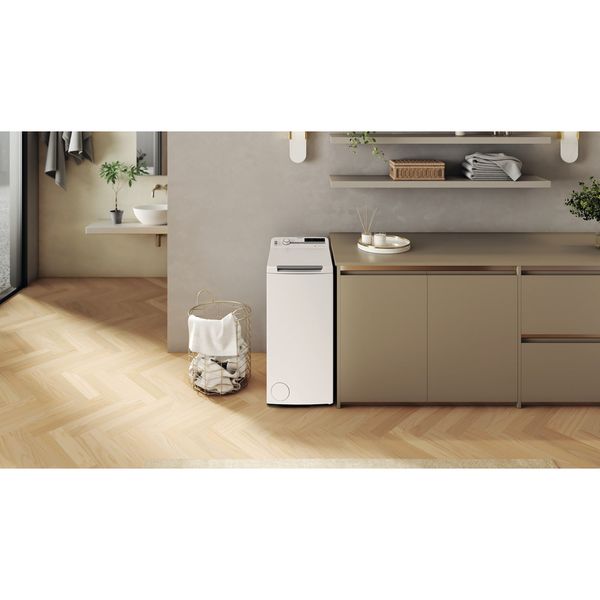 Whirlpool Lavabiancheria A libera installazione TDLR 7251BS IT Bianco Carica dall'alto B Lifestyle frontal