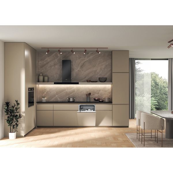 003__Lifestyle frontal