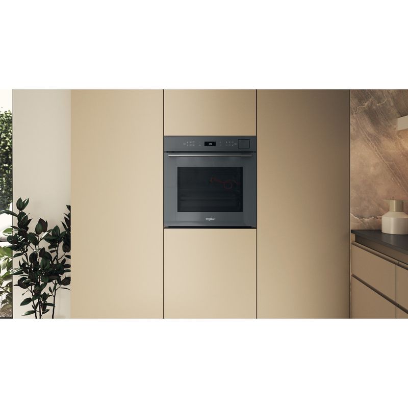 Whirlpool-Forno-Da-incasso-WOI7A8FPT1SSGA-Elettrico-A--Lifestyle-frontal