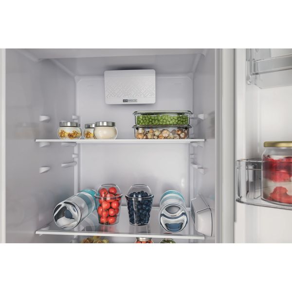 Whirlpool Frigorifero Da incasso WHSD18A011B1 Acciaio Lifestyle detail