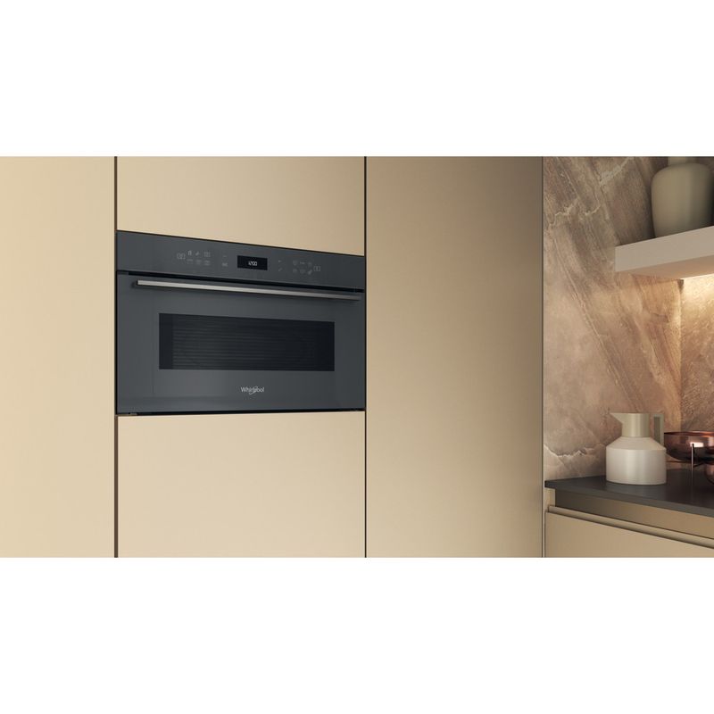 Whirlpool Microonde Da incasso WMD7O4TSG Stardust grey glossy Elettronico 31 Microonde + grill 1000 Lifestyle perspective
