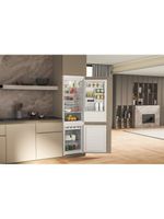 Whirlpool-Combinazione-Frigorifero-Congelatore-Da-incasso-WHC18D011A2-Bianco-2-porte-Lifestyle-perspective-open