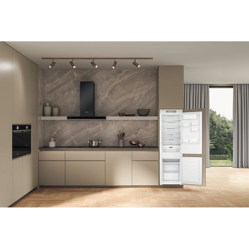 Whirlpool-Combinazione-Frigorifero-Congelatore-Da-incasso-WHC18-T514-Bianco-2-porte-Lifestyle-frontal-open