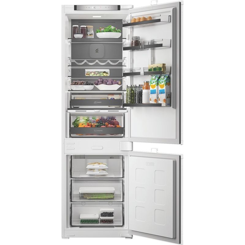 002__Lifestyle frontal open