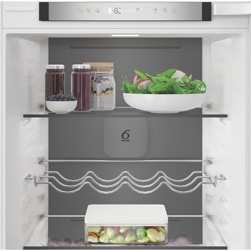 003__Lifestyle frontal