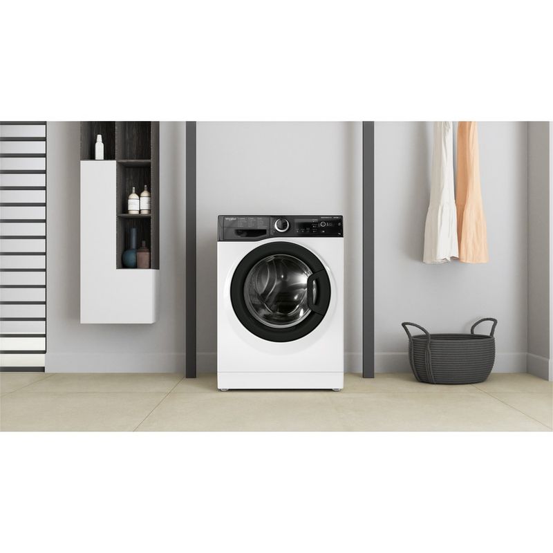 Whirlpool Lavabiancheria A libera installazione WSB 726 K IT Bianco Carica frontale A Lifestyle frontal